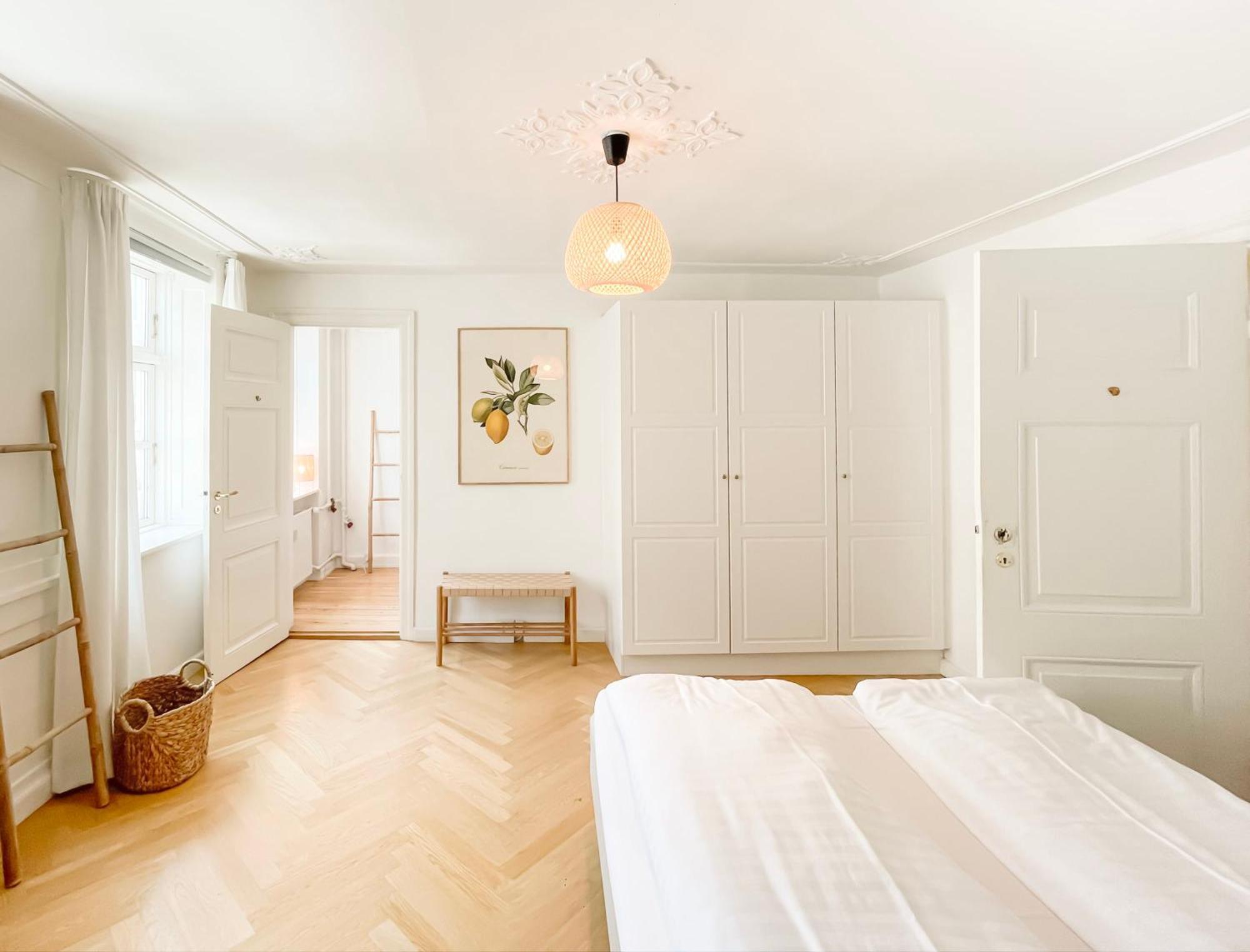 Large With 4 Bedrooms In Apartment Copenhagen